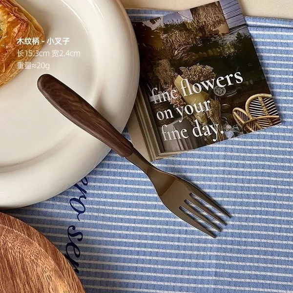 Small fork wood grain