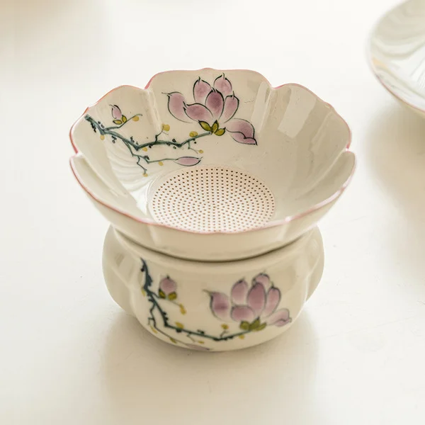 Manufacturer Magnolia Flower Hand-Painted Ceramic Tea Leakage Tea Filter High-Value Tea Filter Office Tea Set Tea Filter