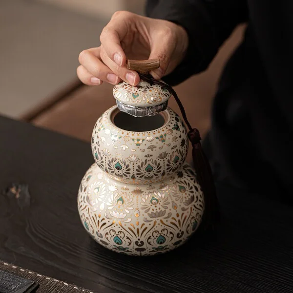 Ru Kiln Dunhuang Phoenix Feather Gourd Tea Canister Ceramic Fortune Gourd Jar for Home and Office Large Sealed Storage Jar; Dunhuang fulu tea can-small size