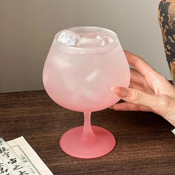 Small ton wine glass-frosted gradient powder